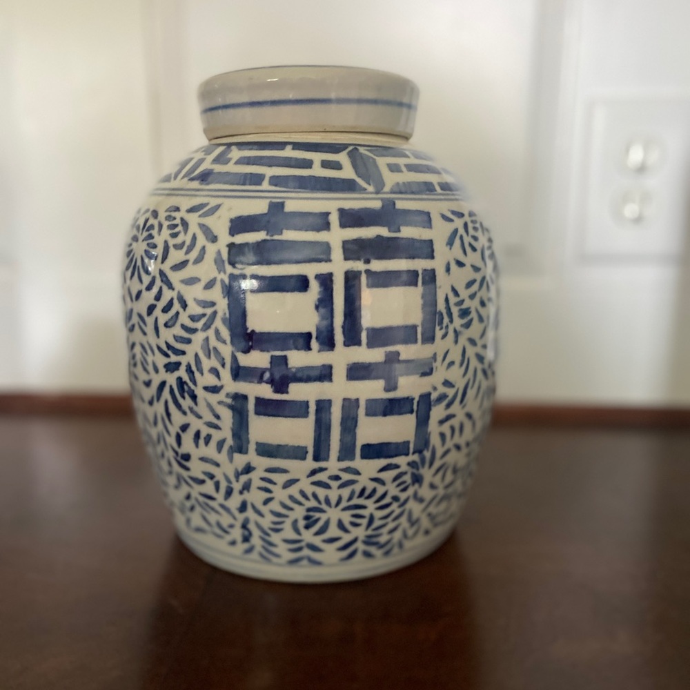 Blue and White Ceramic Art Ginger Jar